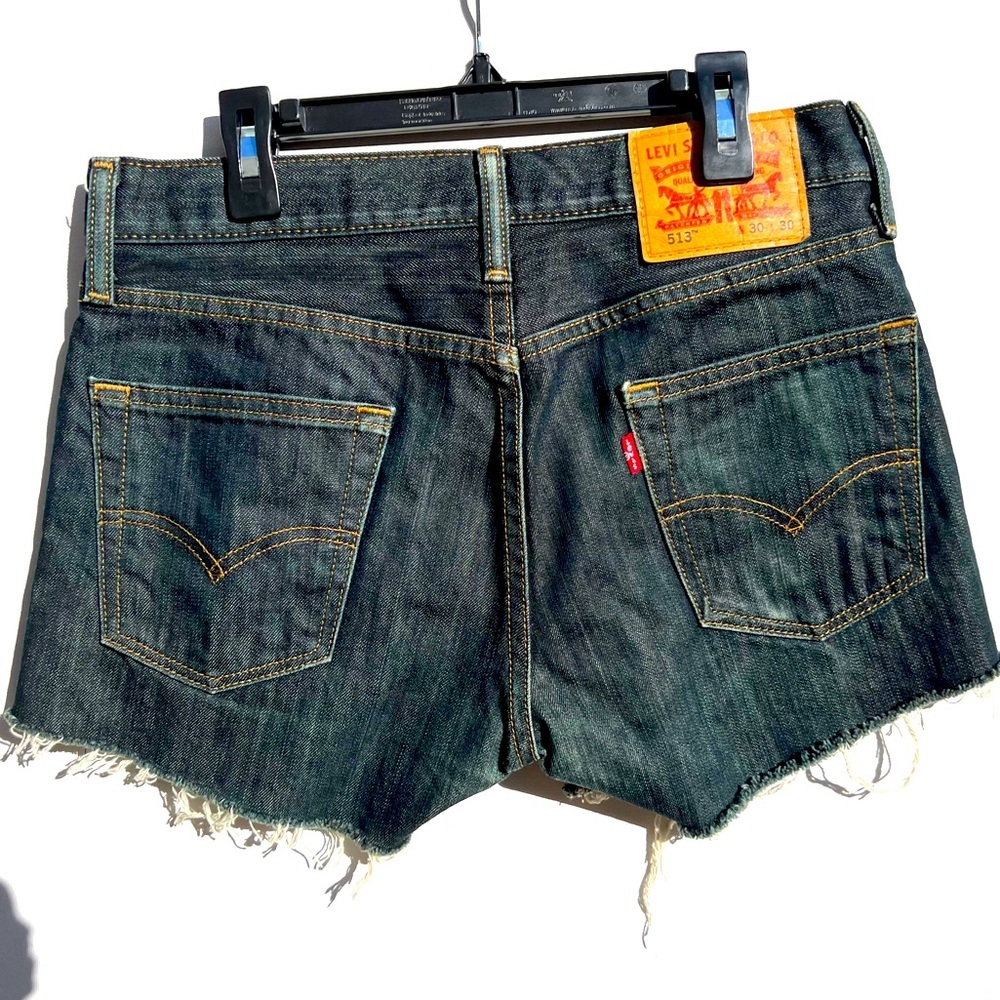 Levi’s cutoff black dark wash jean shorts denim 30 513